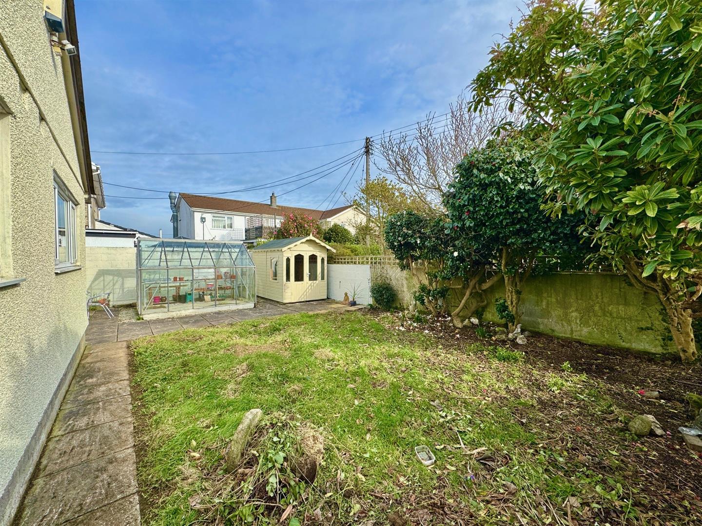 3 bed property in Pengelly Way, Truro